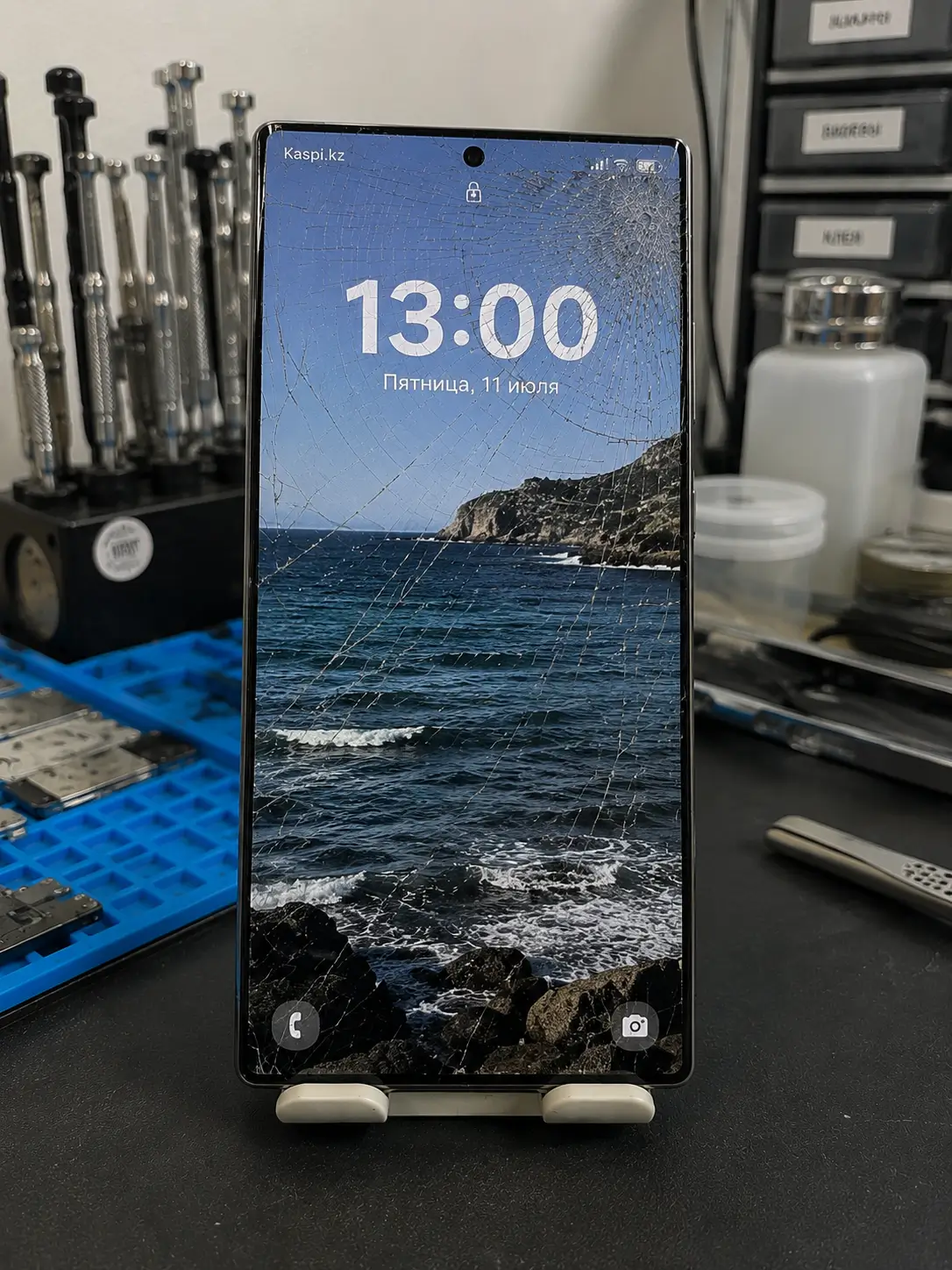 Разбитый экран Samsung до ремонта